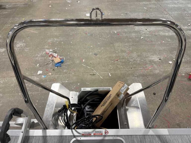 2026 Bennington 20SSR - SPS - SPECIAL PACKAGE US-ETWS0125L526 [photo 19]